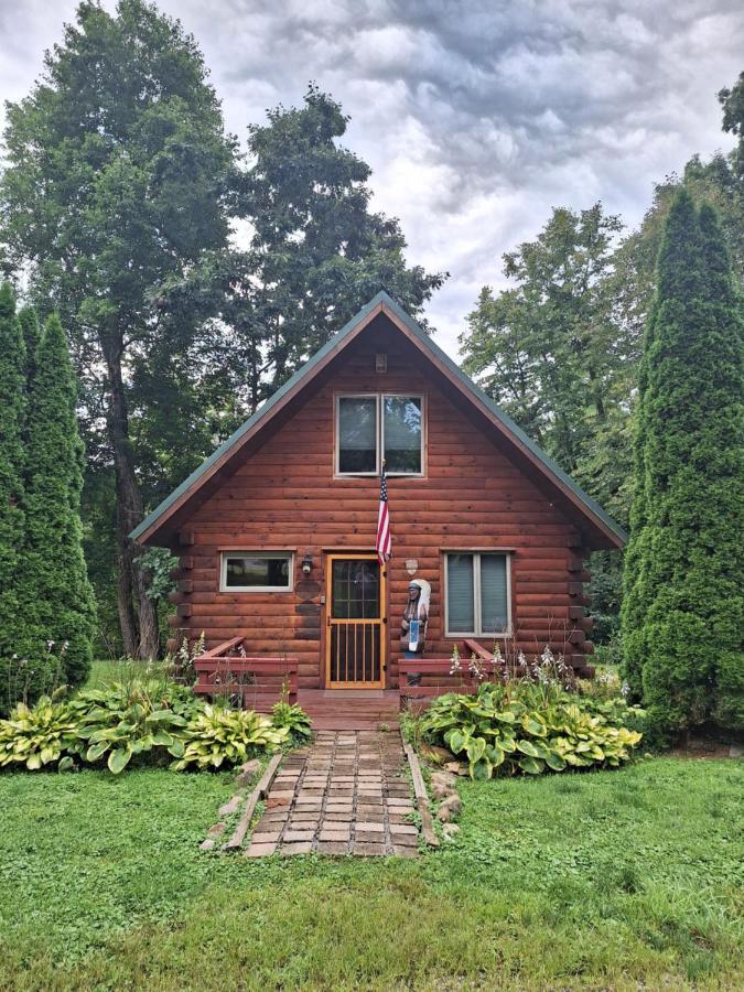 Neshannock Creekside Log Cabin Volant Екстер'єр фото