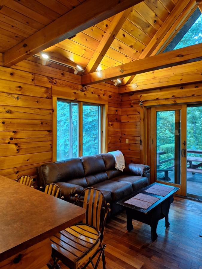 Neshannock Creekside Log Cabin Volant Екстер'єр фото
